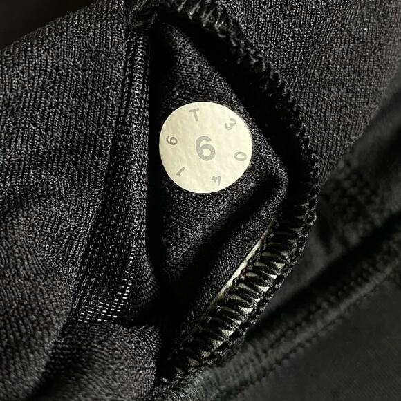 Lululemon SoulCycle Hot Like Agni Bra in Black size 6 - Picture 10 of 13